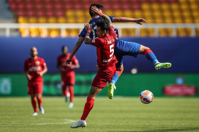 开云-【侧记】时空在变换德比在变味 根宝门派师兄弟比武